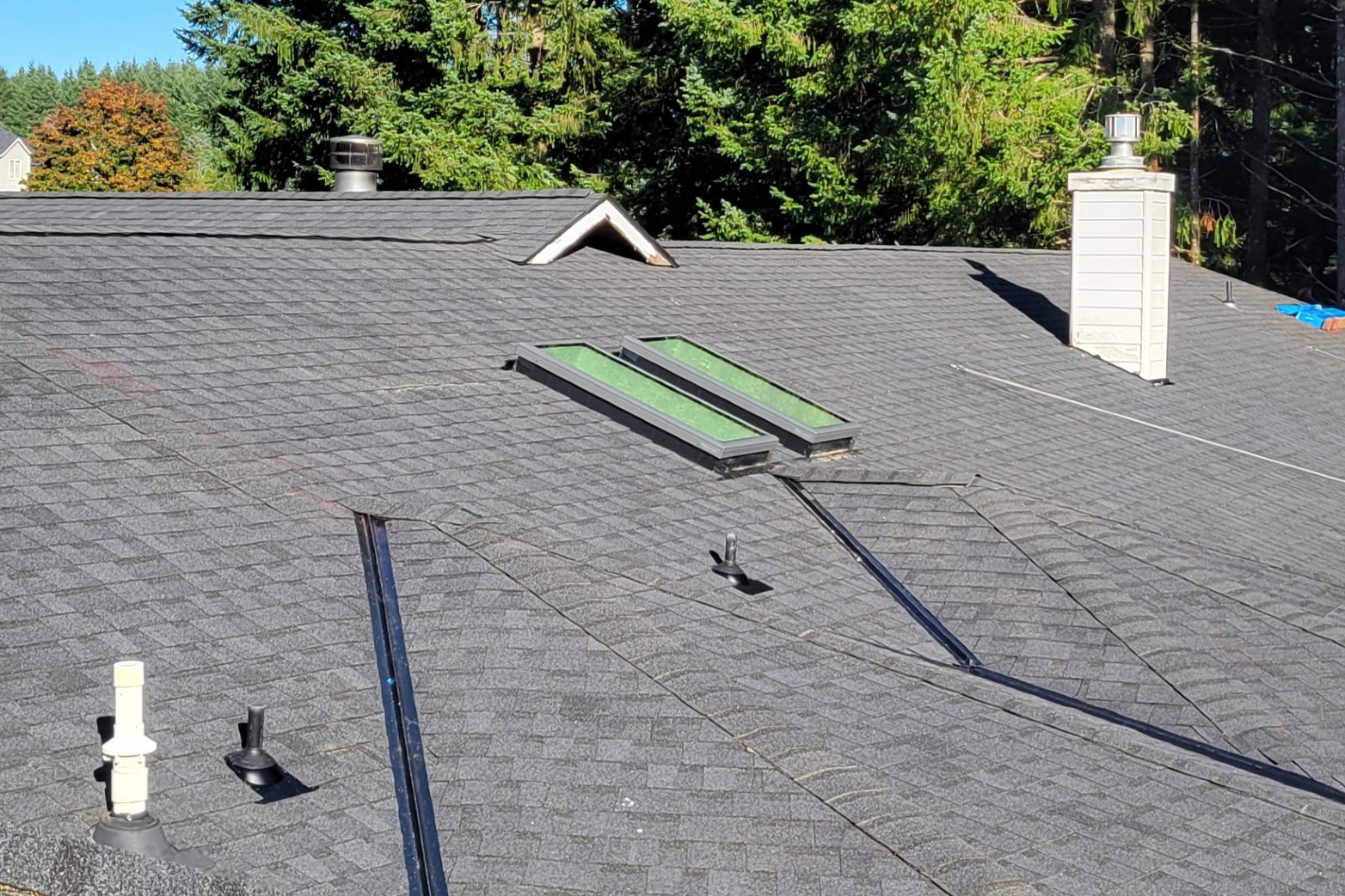 roofing-skylight roofing-skylight